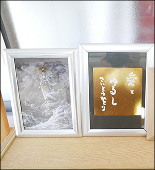 店内の様子・置物の写真